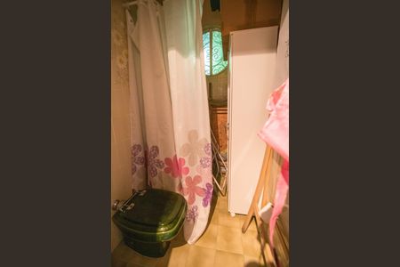 Casa à venda com 110m², 2 quartos e 2 vagas Casa à venda com 110m², 2 quartos e 2 vagasBanheiro da Suíte