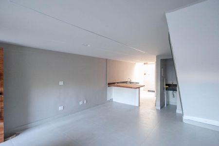 Sala de casa à venda com 2 quartos, 130m² em Liberdade, Belo Horizonte
