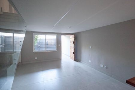 Sala de casa à venda com 2 quartos, 130m² em Liberdade, Belo Horizonte
