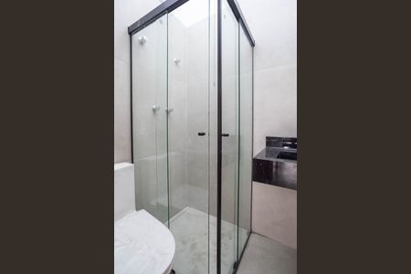 Casa à venda com 130m², 2 quartos e 1 vaga Casa à venda com 130m², 2 quartos e 1 vagaBanheiro social