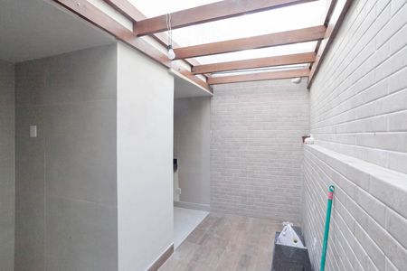 Casa à venda com 130m², 2 quartos e 1 vaga Casa à venda com 130m², 2 quartos e 1 vagaÁrea externa