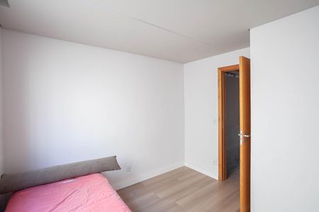 Casa à venda com 130m², 2 quartos e 1 vaga Casa à venda com 130m², 2 quartos e 1 vagaQuarto