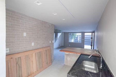 Casa à venda com 130m², 2 quartos e 1 vaga Casa à venda com 130m², 2 quartos e 1 vagaCozinha