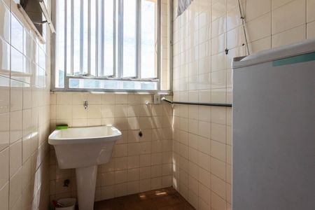 Apartamento para alugar com 76m², 2 quartos e 1 vagaÁrea de Serviço