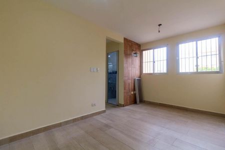 Apartamento para alugar com 2 quartos, 56m² em Vila Sílvia, São Paulo
