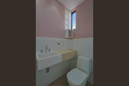 Apartamento à venda com 109m², 3 quartos e 2 vagasBanheiro da Suíte 1