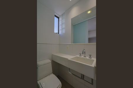 Apartamento à venda com 109m², 3 quartos e 2 vagasBanheiro da Suíte 2