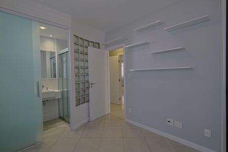 Apartamento à venda com 109m², 3 quartos e 2 vagasSuíte 2
