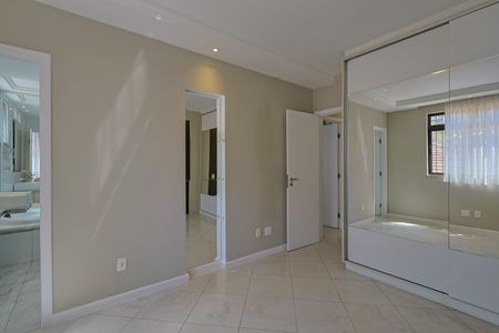Apartamento à venda com 109m², 3 quartos e 2 vagasSuíte 3