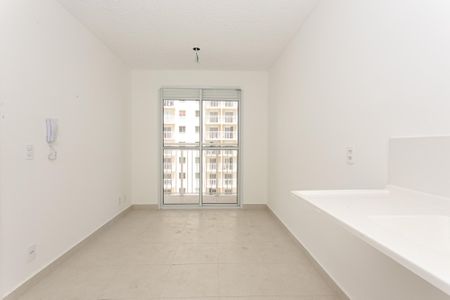 Sala de apartamento para alugar com 1 quarto, 28m² em Guaiauna, São Paulo
