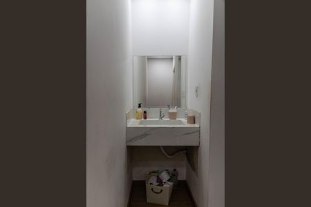 Casa para alugar com 174m², 3 quartos e 3 vagas Casa para alugar com 174m², 3 quartos e 3 vagasBanheiro