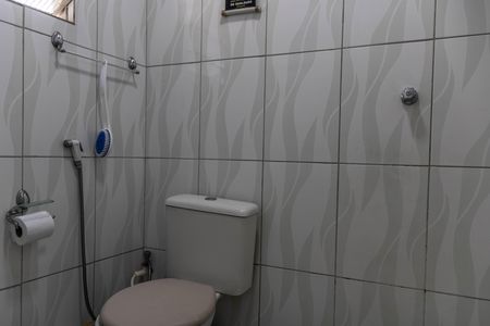 Casa para alugar com 174m², 3 quartos e 3 vagas Casa para alugar com 174m², 3 quartos e 3 vagasBanheiro