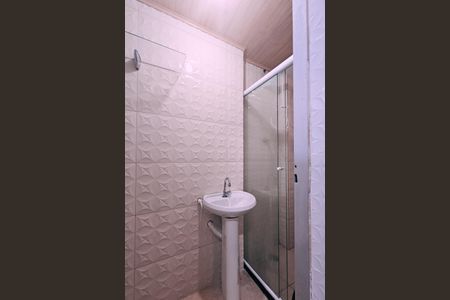 Banheiro de casa para alugar com 1 quarto, 30m² em Nordeste do Amaralina, Salvador