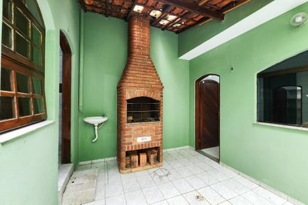 Casa para alugar com 237m², 3 quartos e 5 vagas Casa para alugar com 237m², 3 quartos e 5 vagasÁrea Externa