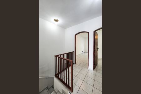 Casa para alugar com 237m², 3 quartos e 5 vagas Casa para alugar com 237m², 3 quartos e 5 vagasCorredor