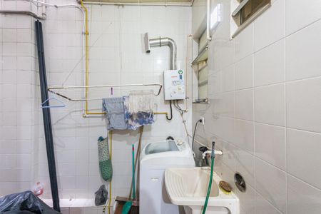 Apartamento para alugar com 172m², 3 quartos e 1 vagaÁrea de Serviço