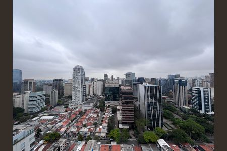 Apartamento à venda com 154m², 1 quarto e 2 vagas Apartamento à venda com 154m², 1 quarto e 2 vagasVista da Varanda