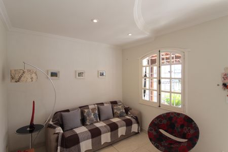 Casa para alugar com 154m², 3 quartos e 2 vagasSala