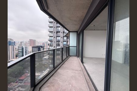 Sacada de kitnet/studio à venda com 1 quarto, 44m² em Vila Olímpia, São Paulo