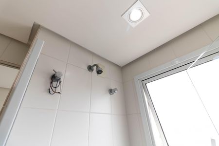 Apartamento à venda com 67m², 2 quartos e 1 vagaBanheiro Social