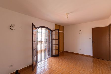 Casa à venda com 110m², 3 quartos e 2 vagasQuarto 3