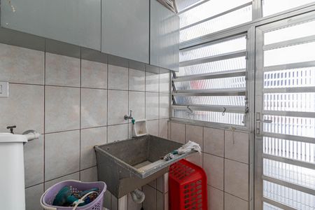 Casa à venda com 110m², 3 quartos e 2 vagasÁrea de Serviço