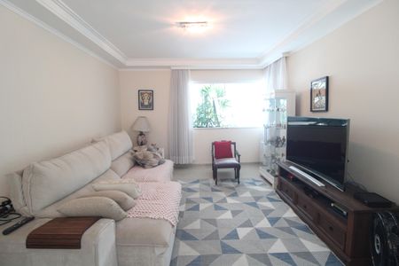 Sala de casa para alugar com 3 quartos, 170m² em Vila Sao Paulo, São Paulo