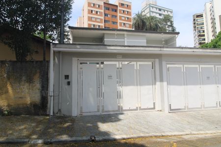 Casa para alugar com 170m², 3 quartos e 2 vagasFachada