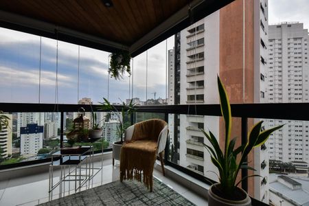 Apartamento à venda com 167m², 3 quartos e 3 vagasVaranda