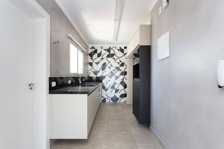 Apartamento para alugar com 182m², 3 quartos e 2 vagas Apartamento para alugar com 182m², 3 quartos e 2 vagasCozinha