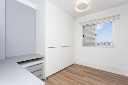Apartamento para alugar com 182m², 3 quartos e 2 vagas Apartamento para alugar com 182m², 3 quartos e 2 vagasQuarto