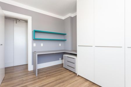 Apartamento para alugar com 182m², 3 quartos e 2 vagas Apartamento para alugar com 182m², 3 quartos e 2 vagasQuarto