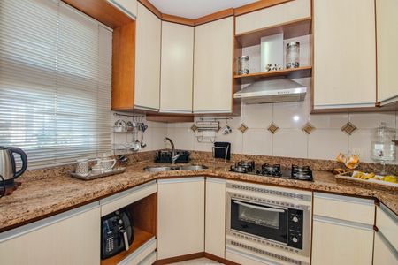 Apartamento à venda com 176m², 2 quartos e 2 vagas Apartamento à venda com 176m², 2 quartos e 2 vagasCozinha