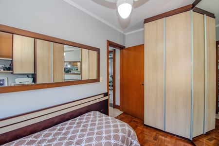 Quarto de apartamento à venda com 2 quartos, 176m² em Jardim Lindóia, Porto Alegre