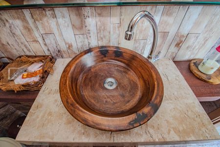 Apartamento à venda com 176m², 2 quartos e 2 vagas Apartamento à venda com 176m², 2 quartos e 2 vagasLavabo