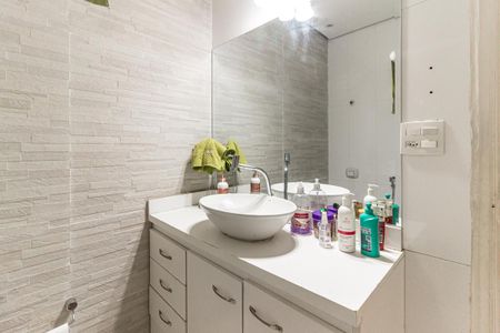 Apartamento à venda com 78m², 1 quarto e sem vaga Apartamento à venda com 78m², 1 quarto e sem vagaBanheiro