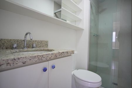 Apartamento para alugar com 74m², 2 quartos e 1 vagaBanheiro Corredor