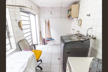 Casa para alugar com 350m², 4 quartos e 3 vagasÁrea de Serviço