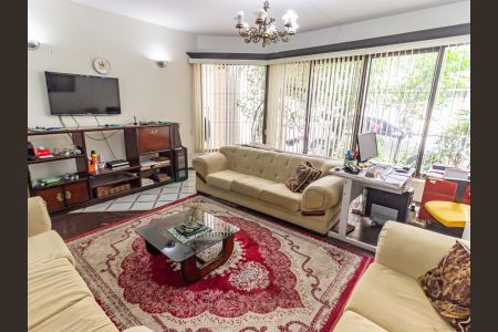 Casa para alugar com 350m², 4 quartos e 3 vagasSala