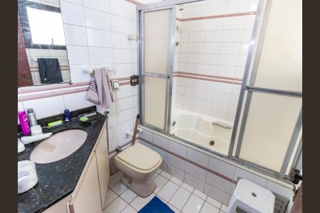 Casa para alugar com 350m², 4 quartos e 3 vagasBanheiro da Suíte