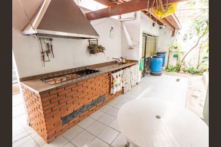 Casa para alugar com 350m², 4 quartos e 3 vagasQuintal e Churrasqueira