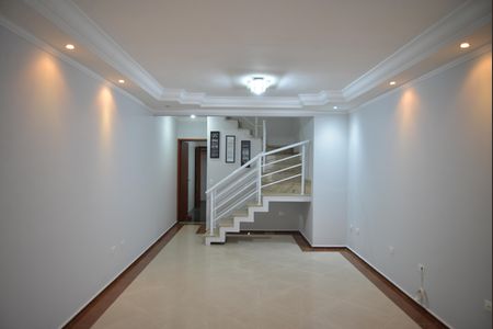 Sala de casa para alugar com 3 quartos, 134m² em Jardim, Santo André