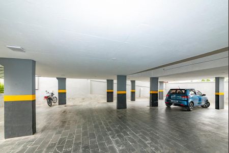 Apartamento à venda com 75m², 2 quartos e 1 vaga Apartamento à venda com 75m², 2 quartos e 1 vagaGaragem