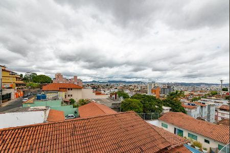 Apartamento à venda com 75m², 2 quartos e 1 vaga Apartamento à venda com 75m², 2 quartos e 1 vagaQuarto de Serviço