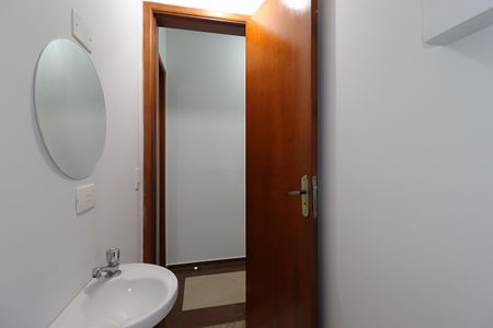 Casa para alugar com 128m², 3 quartos e 2 vagasLavabo