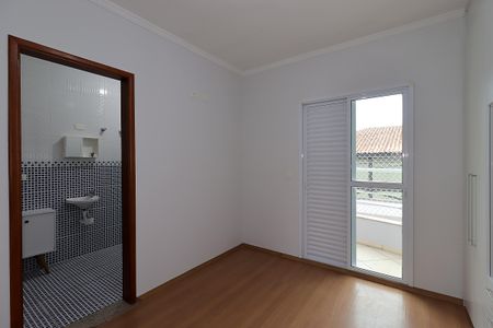 Casa para alugar com 128m², 3 quartos e 2 vagasSuíte
