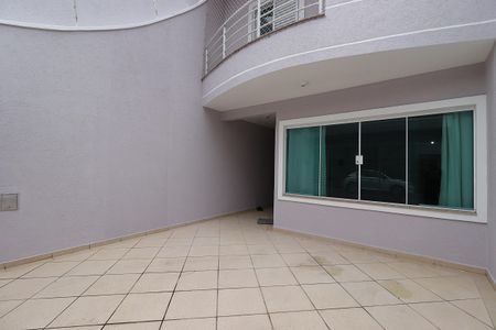 Casa para alugar com 128m², 3 quartos e 2 vagasGaragem
