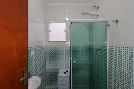 Casa para alugar com 128m², 3 quartos e 2 vagasBanheiro Social
