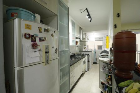 Apartamento à venda com 72m², 3 quartos e 2 vagasCozinha e Área de Serviço
