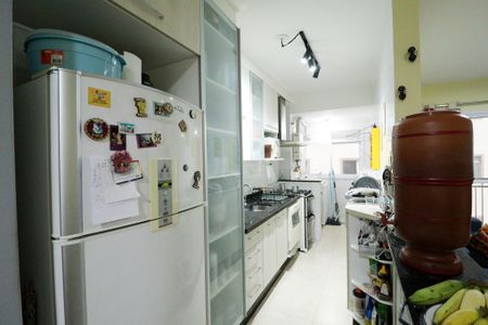Apartamento à venda com 72m², 3 quartos e 2 vagasCozinha e Área de Serviço